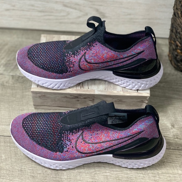 Nike Phantom React Flyknit (GS) - Picture 2 of 8